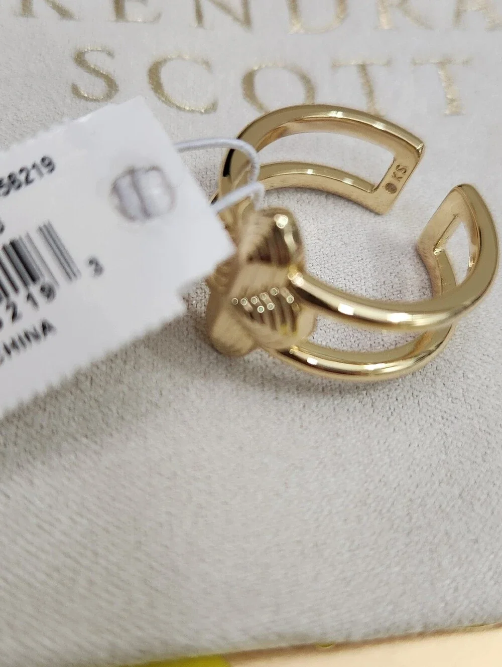 Kendra Scott super cute